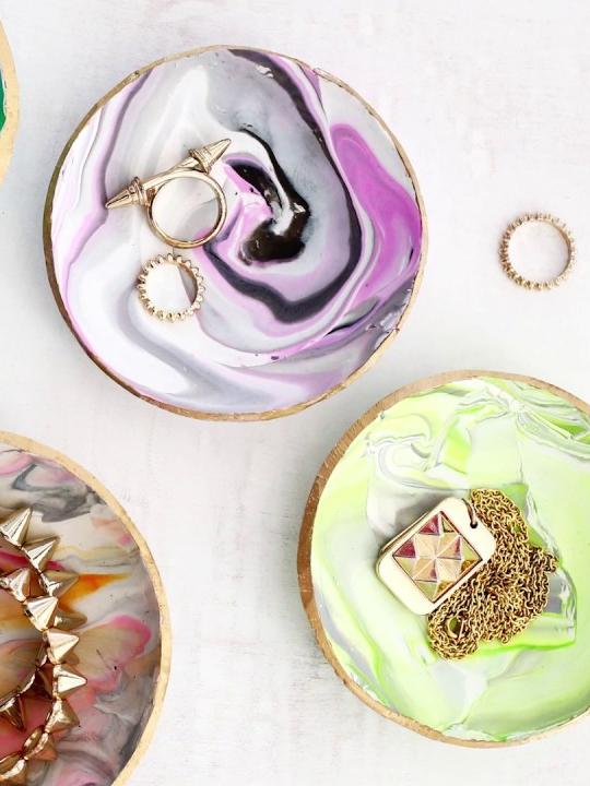 Marbled ring dishes with jewelry in them